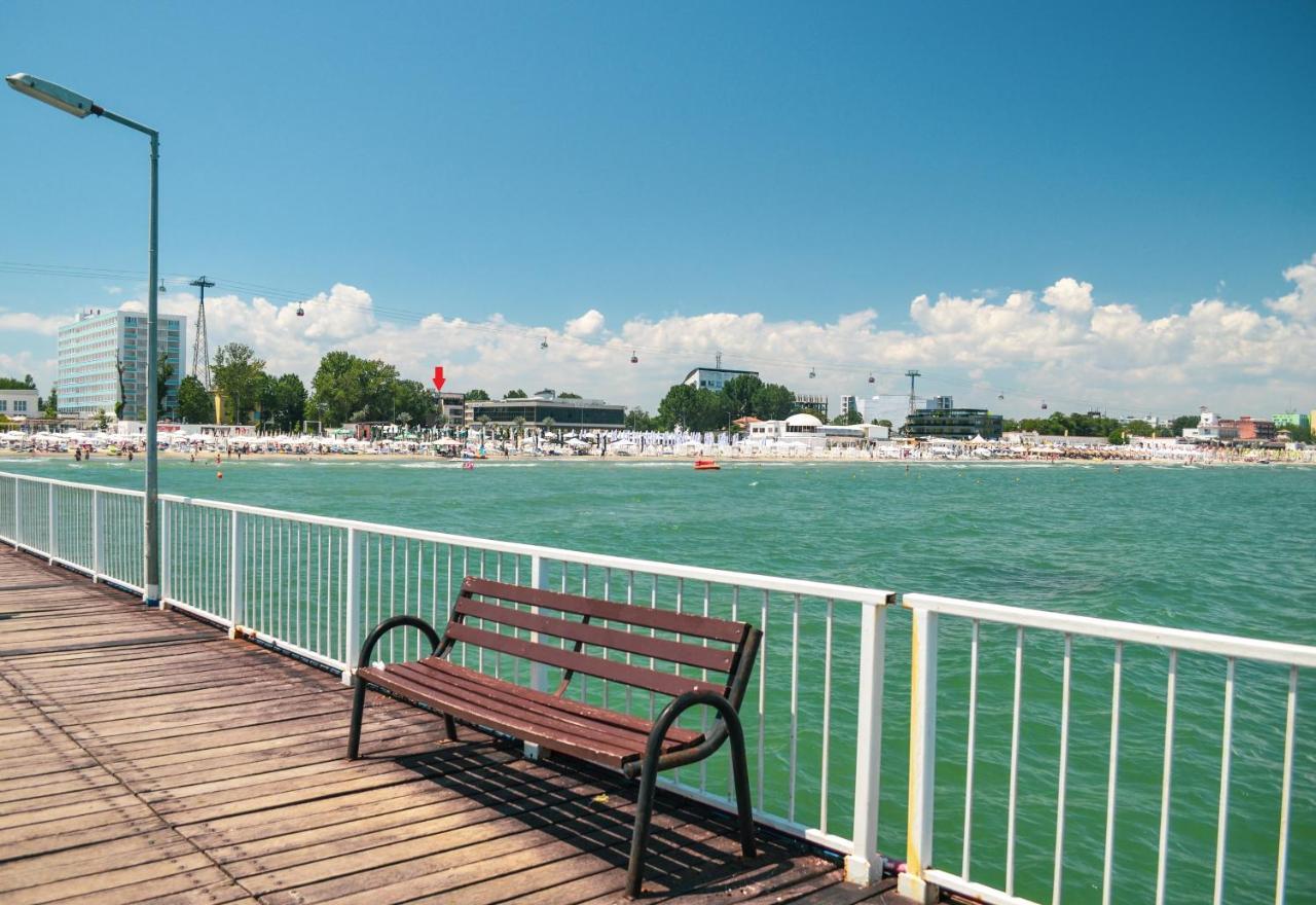 Residencia Del Mar Mamaia Apartment Bagian luar foto